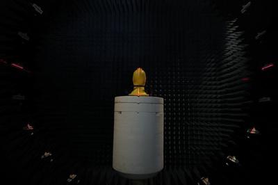 年輕用戶為何熱捧OPPO？一次工廠行的通信技術(shù)啟示